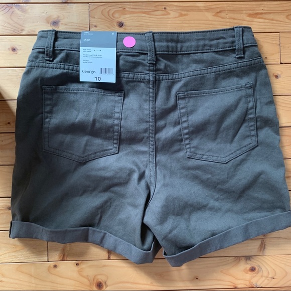 5/$20 Olive Green High Waisted Shorts - Picture 4 of 6